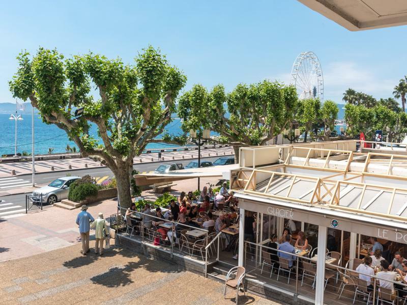 Mercure Saint Raphael Centre Plage Exterior photo